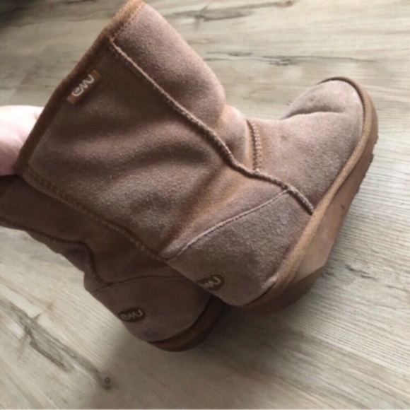 EMU Australia Brown Suede Boots - Picture 9 of 11